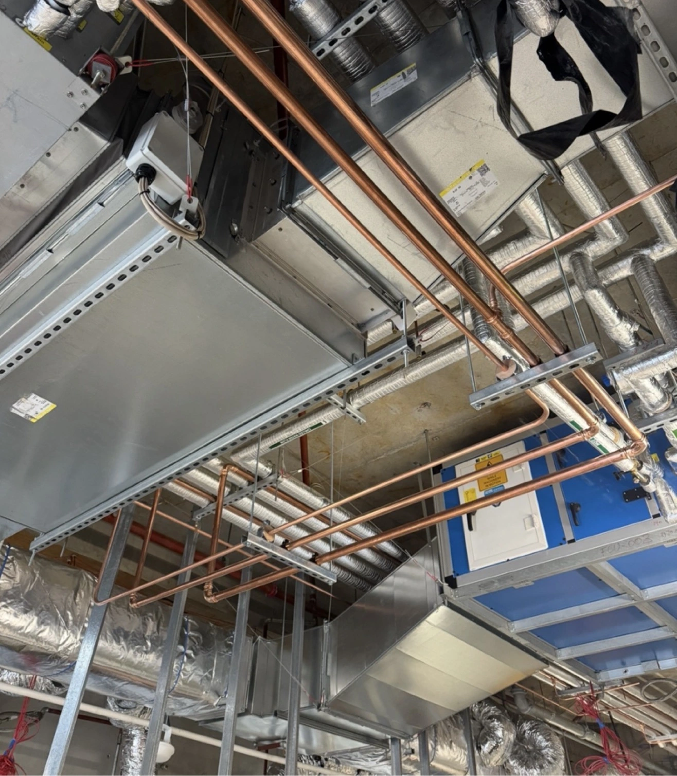 Commercial plumbing job photo (commercial2)