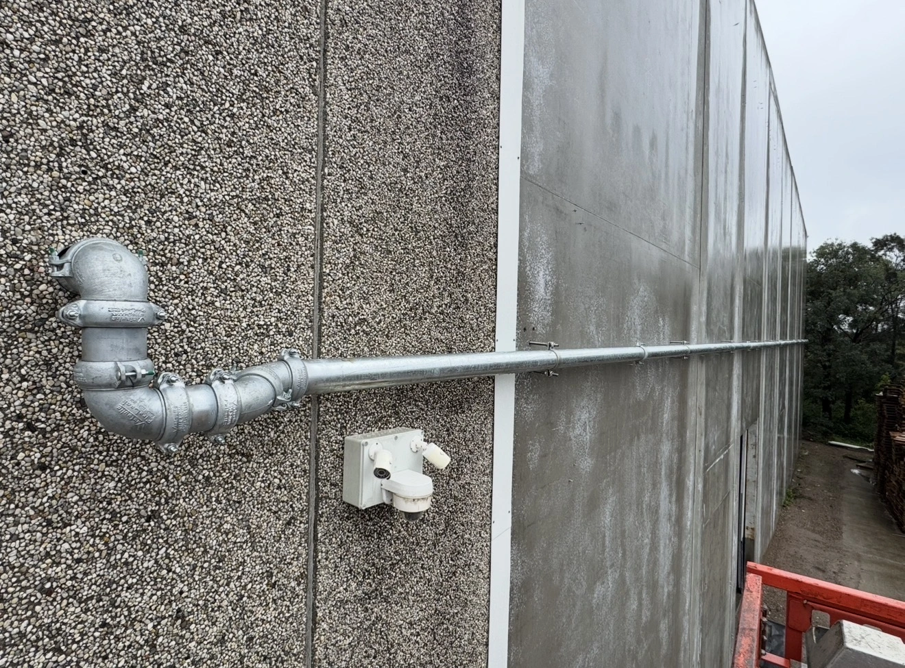 New roll groove fire hydrant service