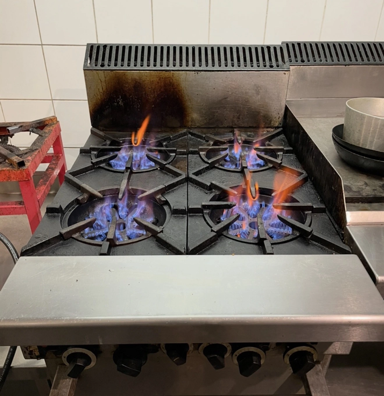 Gas cooktop / fitting (gas1)