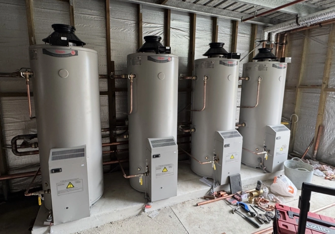 Hot water job photo (hot2)