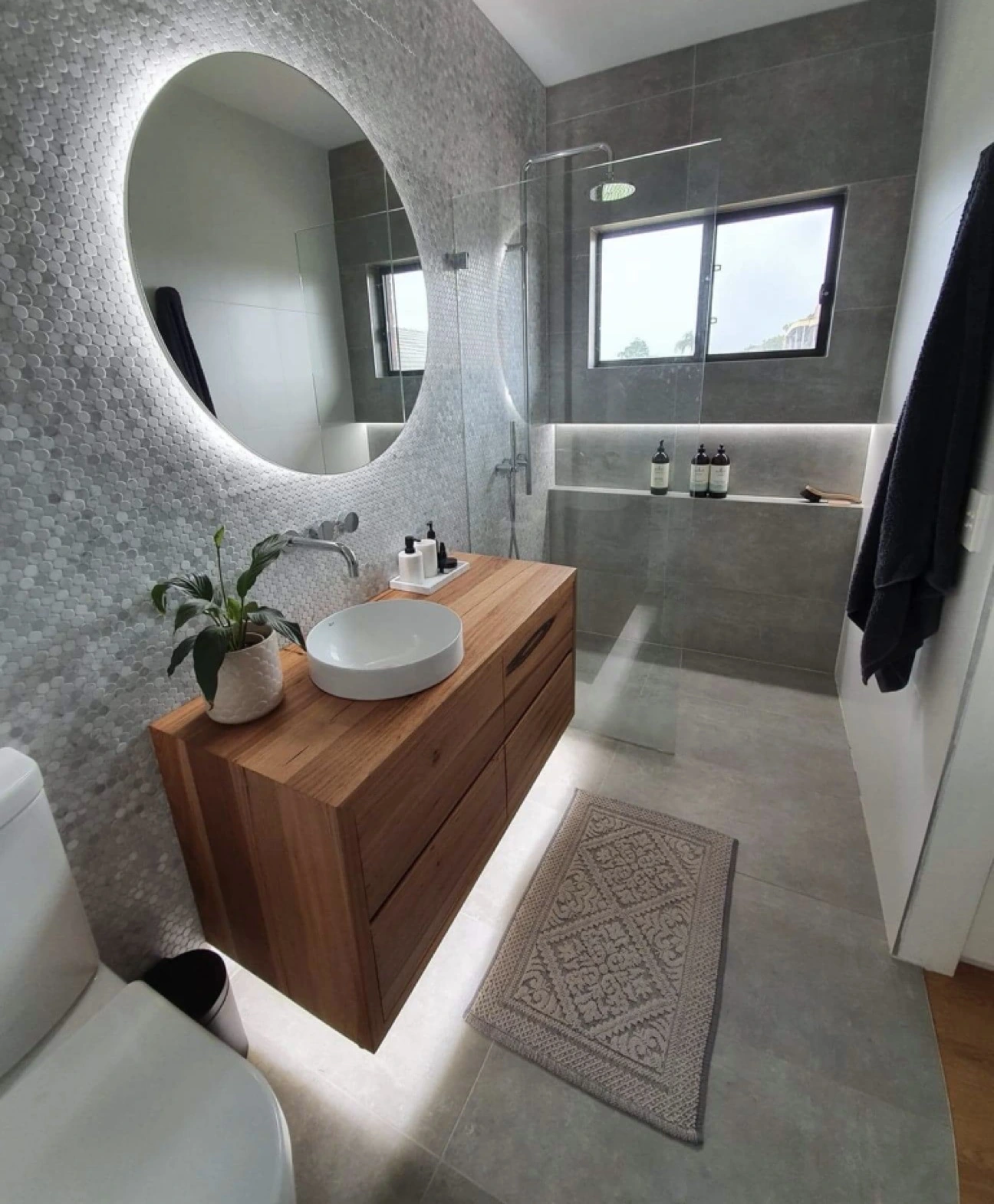 
		bathroom renovation complete plumbing job photo